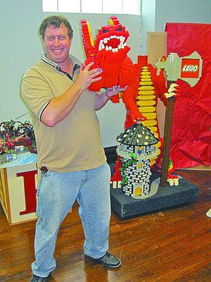 Dan Brown lego sculpture on shipping wars tv show